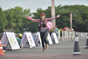 BIB: 01521
                            <button type="button" onclick="openModal(4944507)" class="btn btn-primary btn-sm float-right btn-popup" data-toggle="modal" data-target=".modal-high-quality">
                        <i class="fas fa-shopping-cart"></i> Add to Cart
                    </button>
                                            <button type="button" onclick="isThisMe(4944507, true)" class="btn btn-success btn-sm float-right btn-popup btn-isme hidden" data-toggle="tooltip" data-placement="bottom" title="นี่คือรูปของคุณใช่ไหม คลิกที่นี่เพื่อเอาเข้าอัลบั้ม">
                        <i class="fas fa-plus"></i> Add to album
                    </button>
                    <button type="button" onclick="isThisMe(4944507, false)" class="btn btn-warning btn-sm float-right btn-popup btn-isnotme hidden">
                        <i class="fas fa-ban"></i> Remove from album
                    </button>